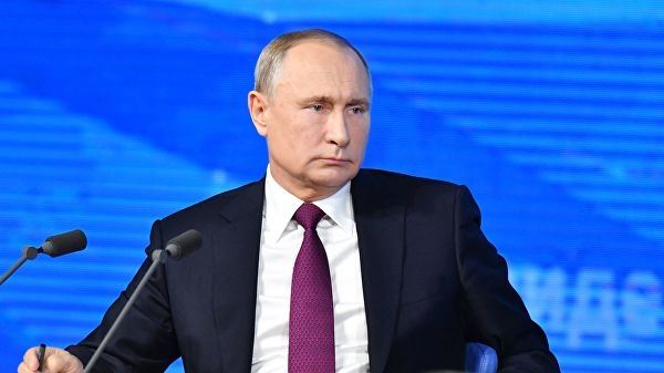 <br />
Путин связал дело Скрипалей с русофобией<br />
